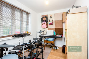 Photo 16- click for photo gallery